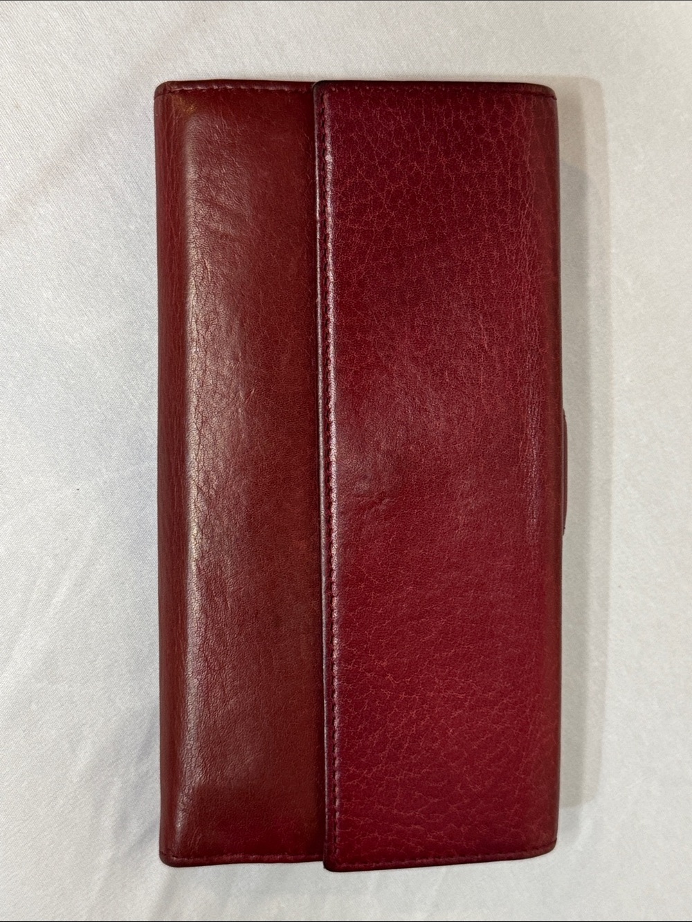 Authentic Gucci Burgundy Leather Continental Card Wallet with Gold Logo Snap - Picture 2 of 5
